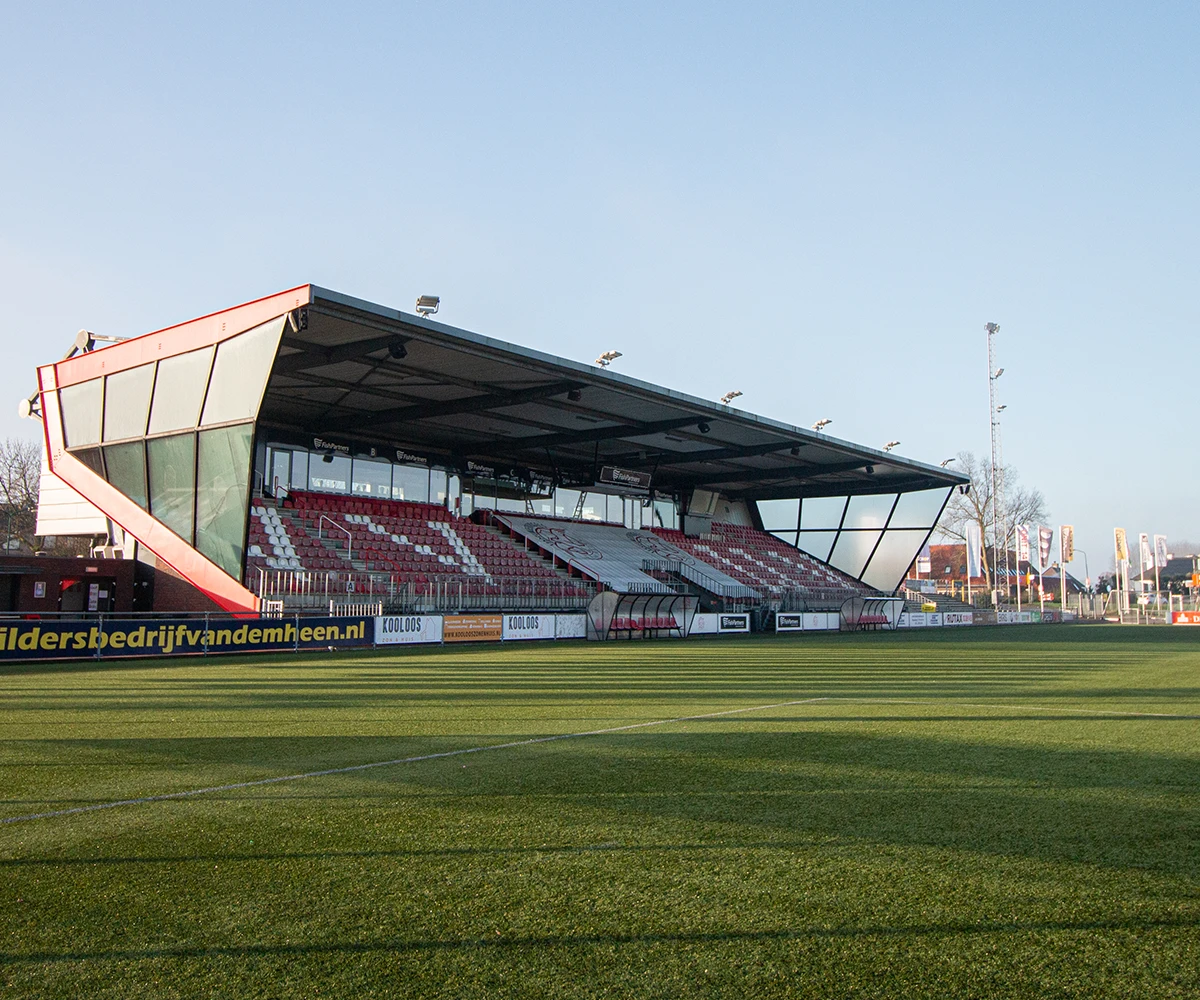 ZalmaKtie van IJsselmeervogels